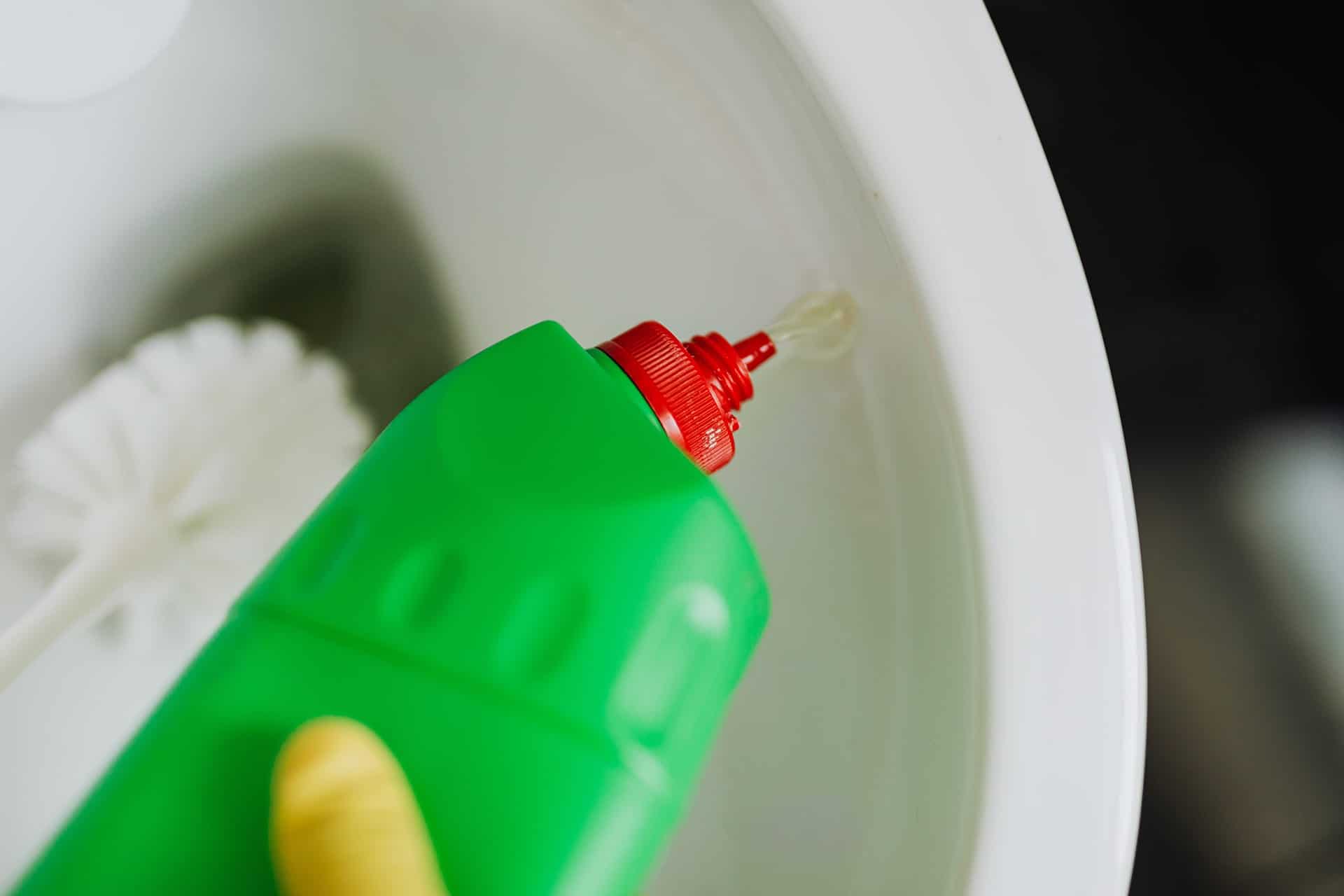 toilet bowl cleaner